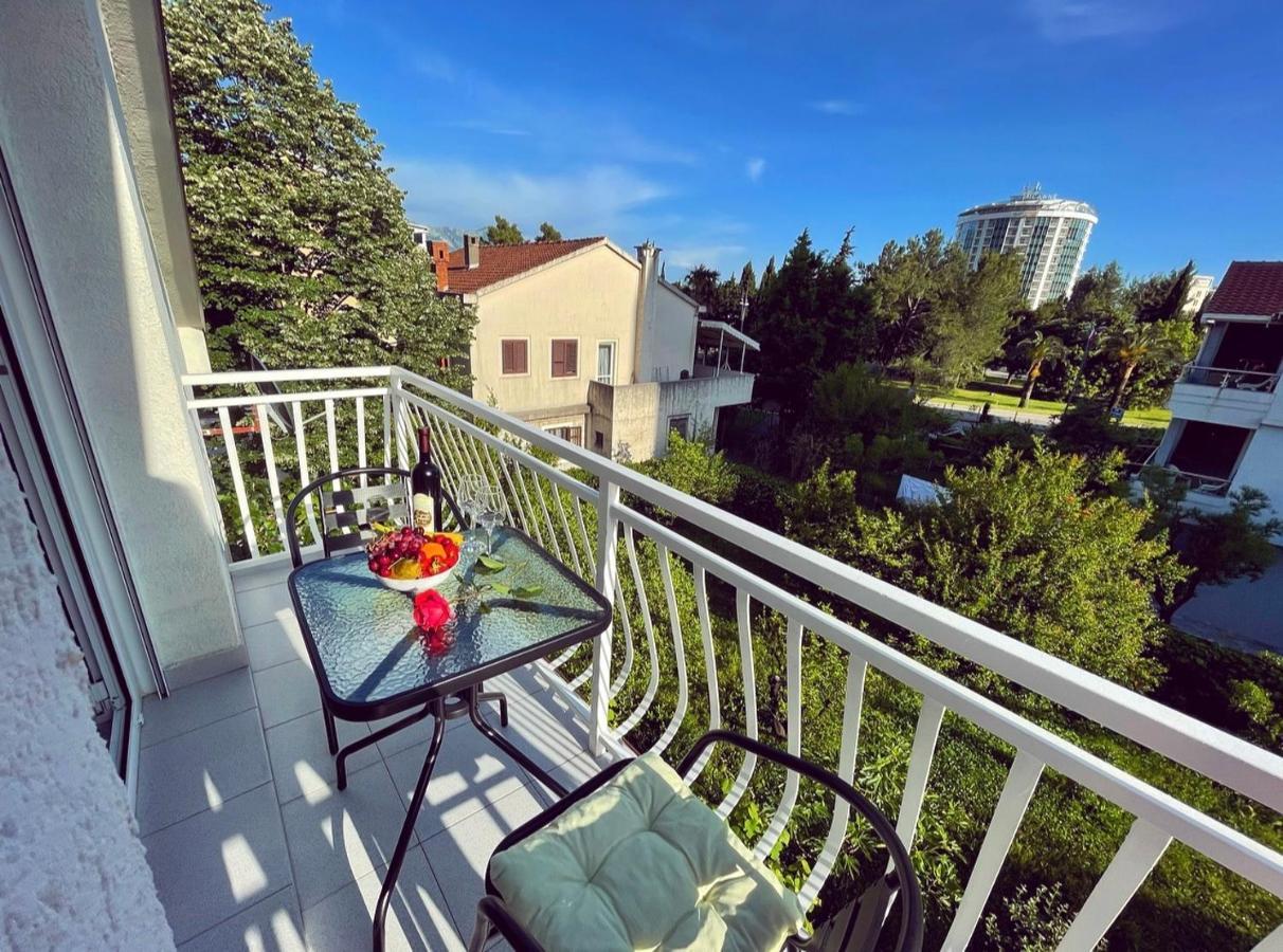 Apartmani Agi Budva Eksteriør billede